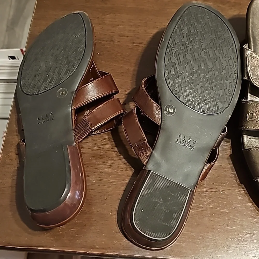 Like new Alex Marie sandles 11M - Picture 4 of 6